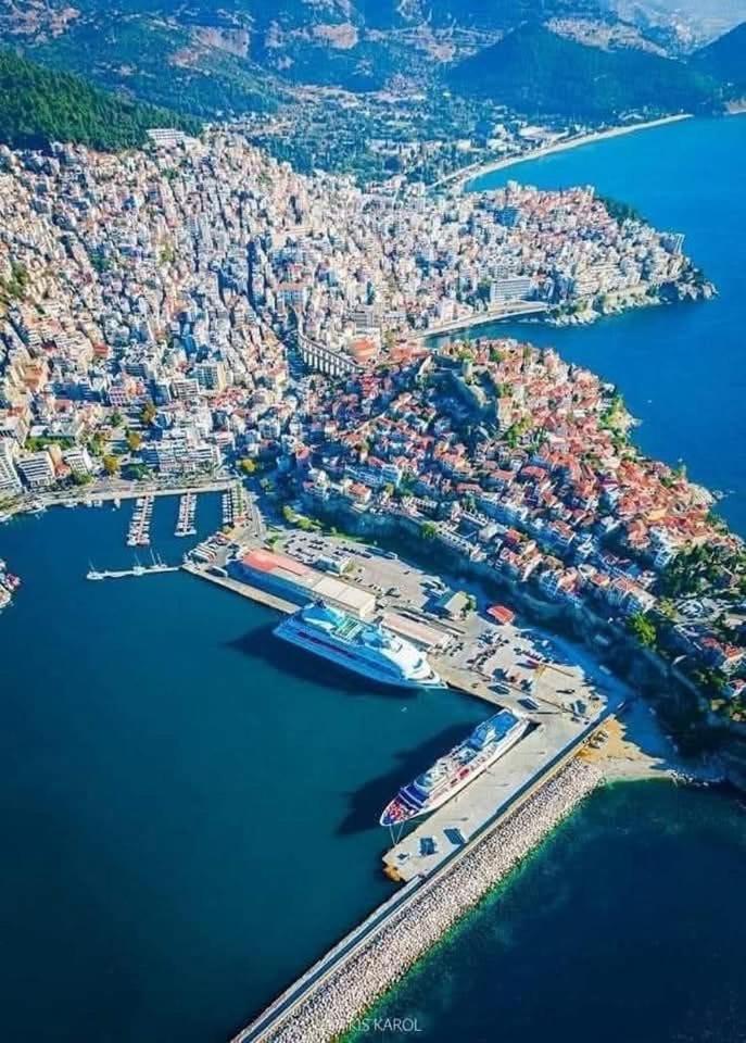 Seaview Kavala Port Apartment Екстериор снимка